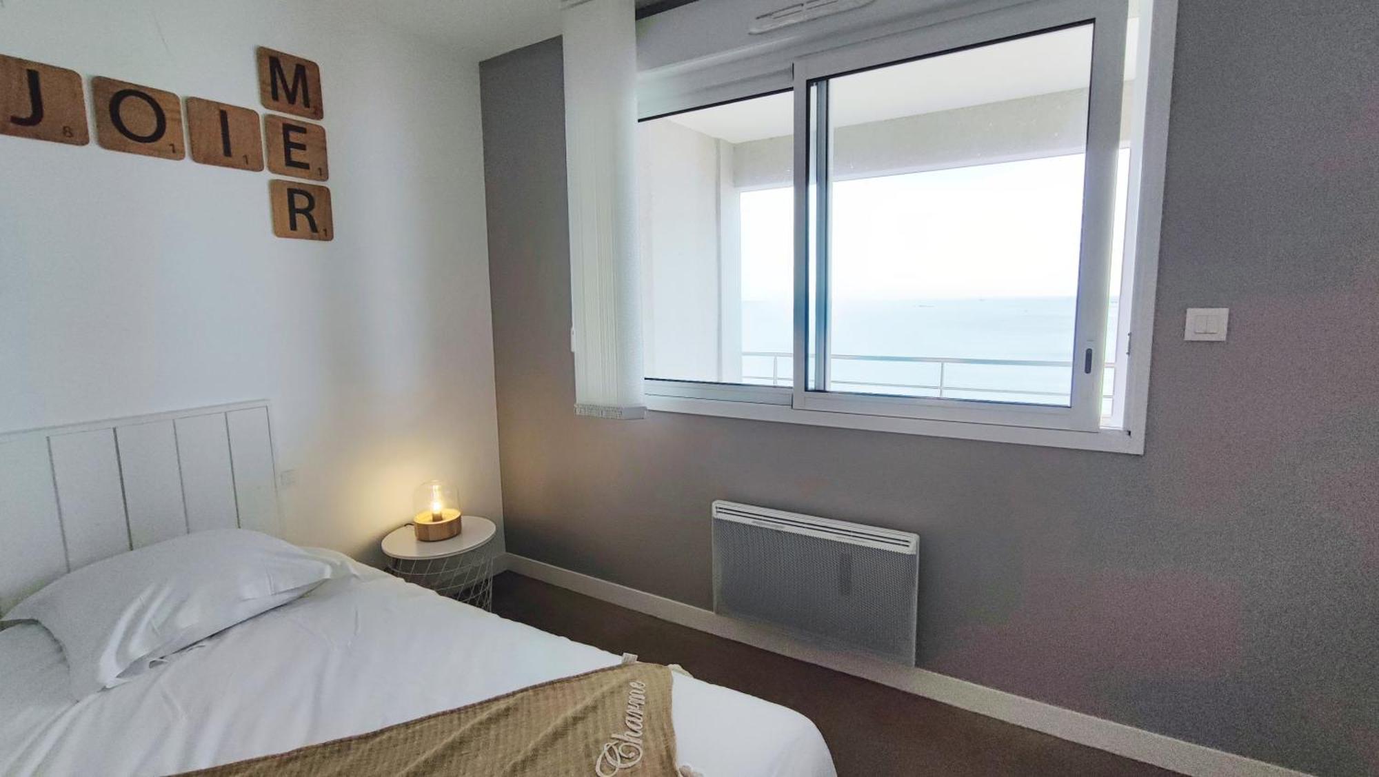 Reve Bleu - Vue Mer Exceptionnelle - Wifi - Draps Et Serviettes Inclus - Balcon Avec Mobilier De Jardin Apartman Penmarcʼh Kültér fotó